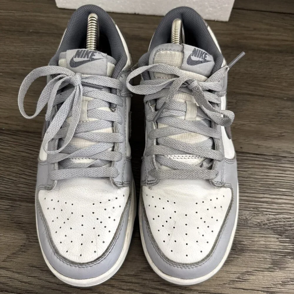 Nike Dunk Low SE Light Carbon Shoes Men’s 8 FJ4188-100 - Picture 1 of 16